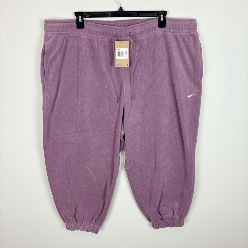 Nike Women's Therma-FIT One Loose Fleece Pants in Violet Plus Size 3X